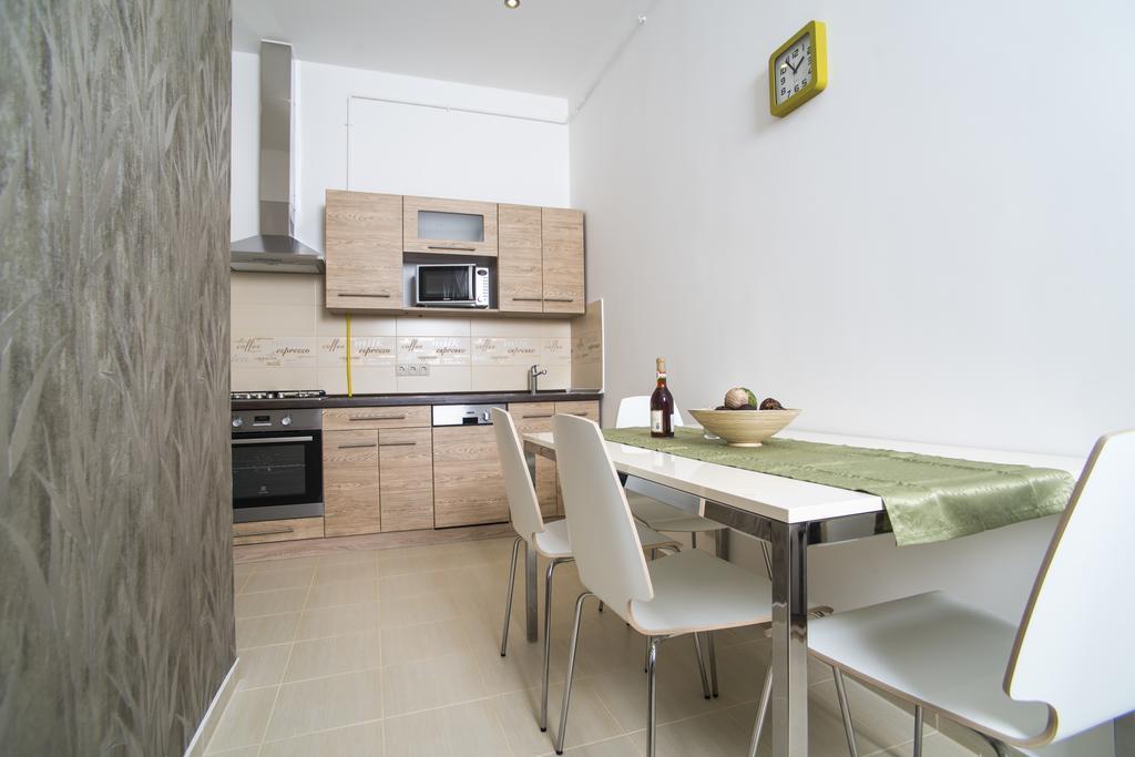 Rumbach Holiday Boedapest Kamer foto